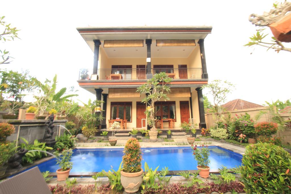 Kt. Kuaya Home Stay Ubud  Exterior photo